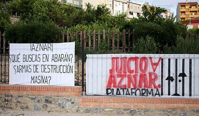 Estos eran algunos de los slogans que pudieron leer quienes se acercaron por el parque de Las Norias. (Foto Josué Lozano)